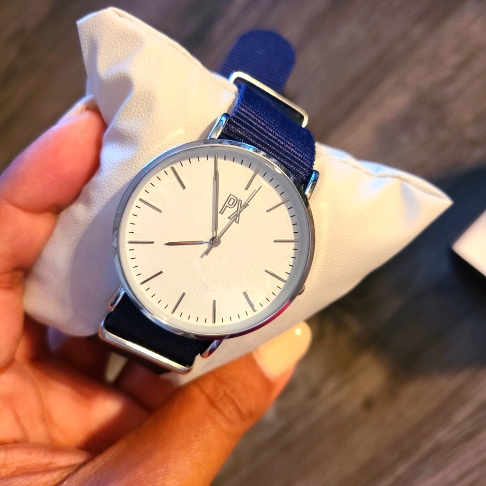 PX canvus strap watch